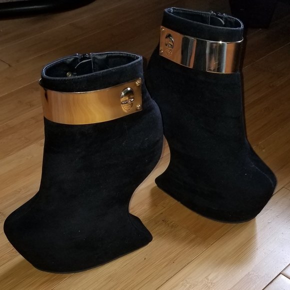 Brand New Rock Diva Horseshoe Boots - Picture 5 of 5